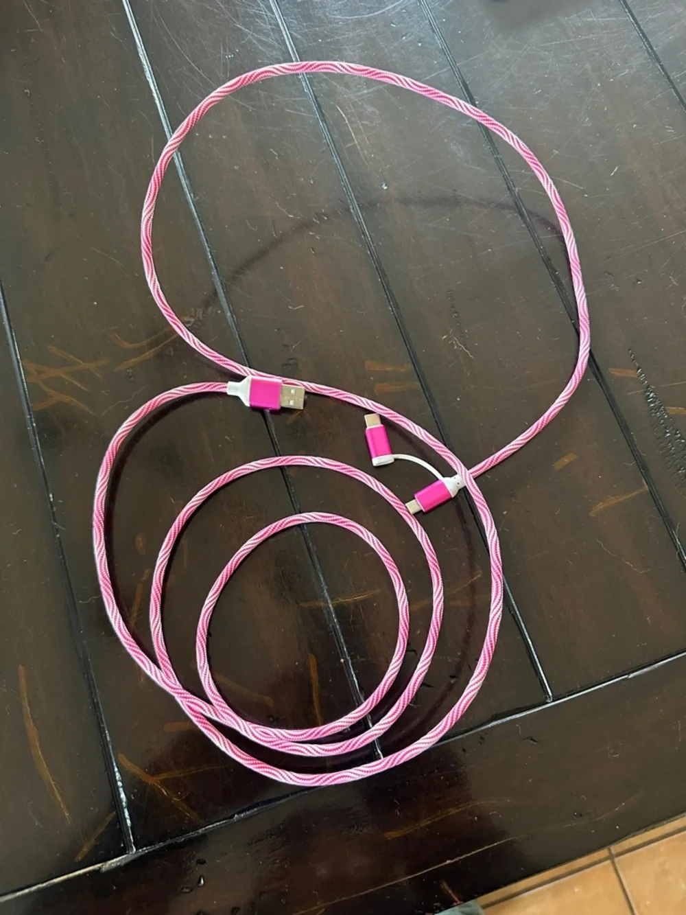 Universal 3-in-1 Charging Cable – Pink